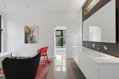 Residence en bardage de cedre sur un domaine prive de 3,7 - photo 27