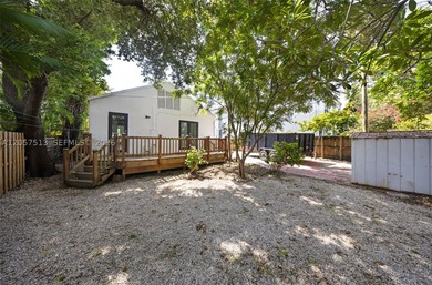 Welcome to this spacious and updated 2-bedroom, 2-bath home - photo 41