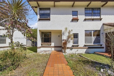 Spacious two-story townhome offering 3 bedrooms and 2.5 - photo 6