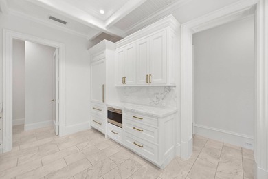 Experience casual sophistication in this exceptional 4-bedroom - photo 15
