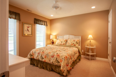 GREAT LOCATION - FULLY FURNISHED and SHORT TERM RENTALS OK! - photo 23