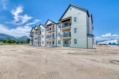 Experience the ease of condominium living in the Bitterroot - photo 3