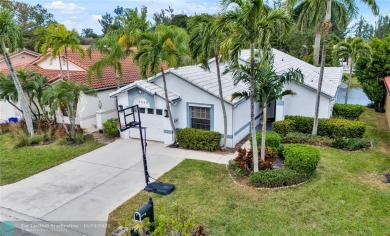 Lake Home For Sale in Delray Beach, Florida