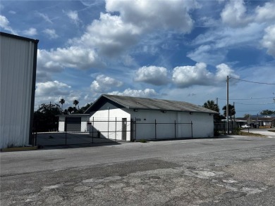 Marina/warehouse building 6750' for boat storage, 2 additional - photo 3