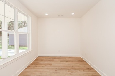 Popular Chestnut A plan with THREE main level beds & a separate - photo 15