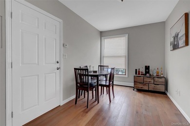 Mixed use Totally redone building done to code in 2018 roof - photo 18
