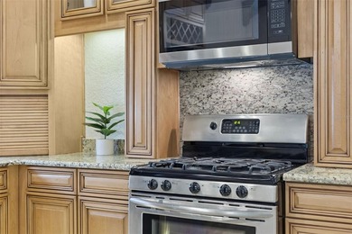 Under contract-accepting backup offers. WELCOME TO YOUR PRIVATE - photo 21