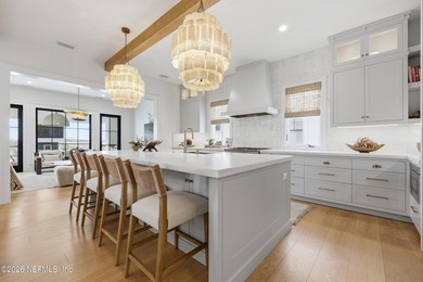Set within the gated enclave of Palm Island, this exceptional - photo 21