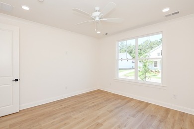 Popular Chestnut A plan with THREE main level beds & a separate - photo 27