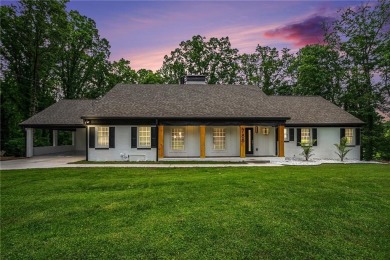 Lake Home For Sale in Gainesville, Georgia