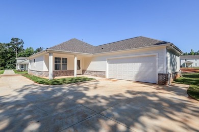 Popular Chestnut A plan with THREE main level beds & a separate - photo 34