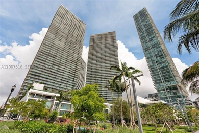 PRICED TO SELL! This Edgewater luxurious waterfront condo offers - photo 58