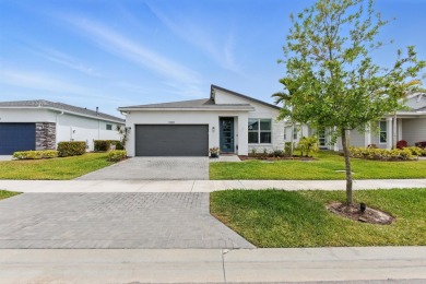 Lake Home For Sale in Port Saint Lucie, Florida