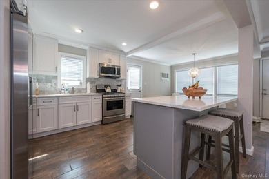 Absolutely pristine Legal two-family in Long Beach - recently - photo 7