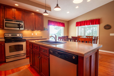 GREAT LOCATION - FULLY FURNISHED and SHORT TERM RENTALS OK! - photo 21