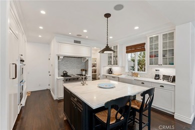 Just a few steps away from the South Bayfront, 115 Topaz is the - photo 12