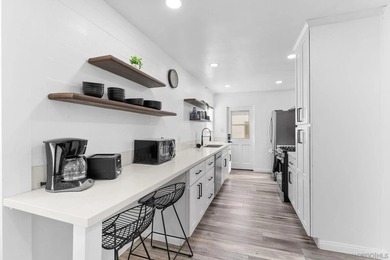 Perched on a quiet hillside in the highly sought-after Loma - photo 13