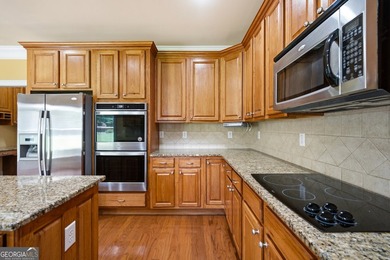 Step into luxury and comfort with this magnificent all-brick - photo 17