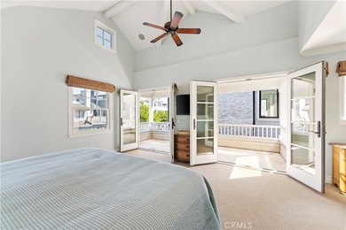 Just a few steps away from the South Bayfront, 115 Topaz is the - photo 20