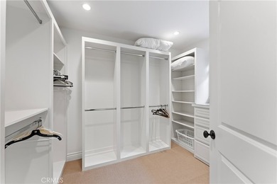 Just a few steps away from the South Bayfront, 115 Topaz is the - photo 27