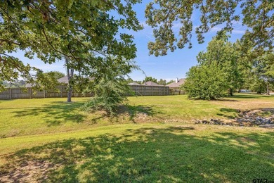 Welcome to Whitehouse living at its finest! This beautifully - photo 28