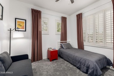 Charming home in a gated community overlooking the 9-hole - photo 30
