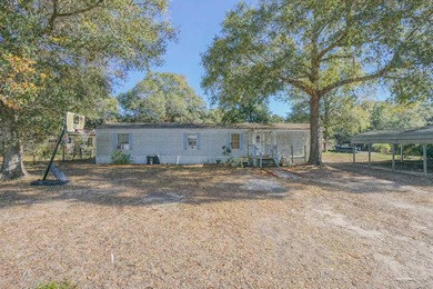 Blackwater River Home For Sale in Milton Florida