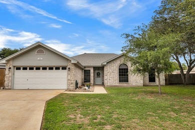 Welcome to 2409 Twin Oak Drive, a beautifully maintained home - photo 3