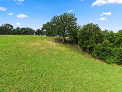 Enjoy sweeping views of the rolling countryside and tranquil - photo 8