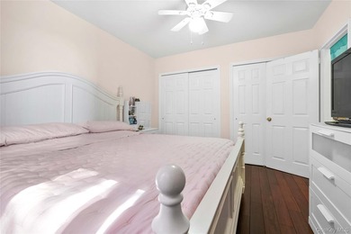 Bright & Spacious 2-Bedroom Co-op in Prime North Flushing - Low - photo 8