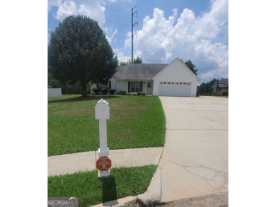 Lake Home For Sale in Jonesboro, Georgia