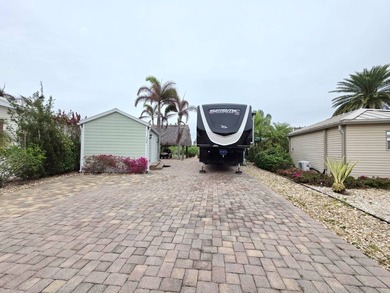 FIVE STAR RESORT LIVING - STUNNING PRESERVE LOT WITH CASITA & - photo 2