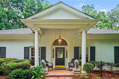 LIFESTYLE & LOCATION!

If you've missed out on a property in - photo 1
