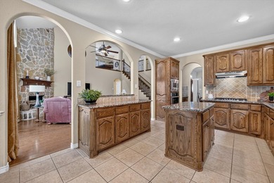 Welcome to luxury living in The Resort on Eagle Mountain Lake - photo 14