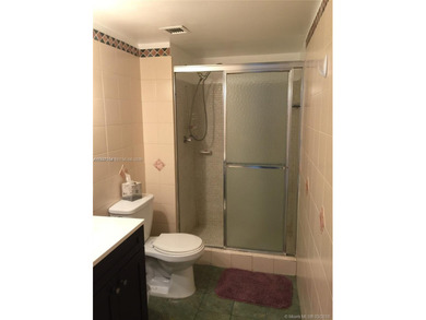 Nice apartment 2/2 at East of US1, Carlton Bay Condominium