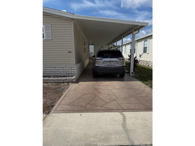 This home is a beautiful 2 bedroom 2 bathroom home with an open - photo 4