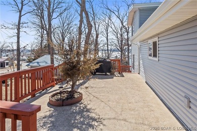 Newer metal roof, gutters & downspouts, newer vinyl siding - photo 42