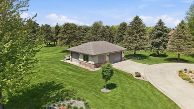 Luxury Mississippi Riverfront Home - Offered for the First Time - photo 8
