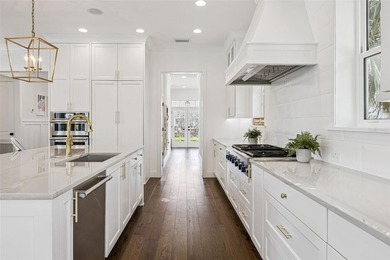 PARADE of HOMES-OAKLAND PARK! Experience refined Florida living - photo 31