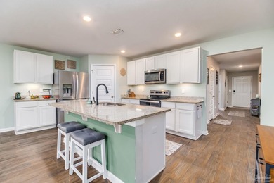 Built in 2021 and meticulously maintained, this Craftsman-style - photo 10