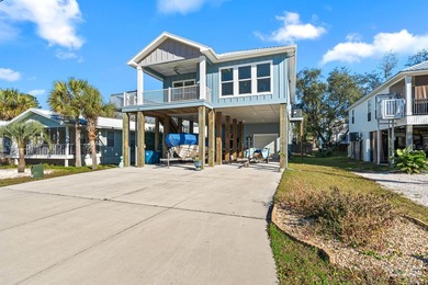 (private lake, pond, coastal) Home For Sale in Orange Beach Alabama
