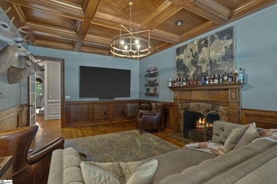 You've found it! Ideal in-town retreat to gather your family & - photo 12