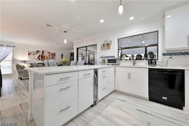 FULLY RENOVATED townhouse without hidden problems! Two story - photo 13