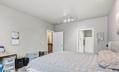 Great Investment or a Dream Home! Daylight Rancher built in 2015