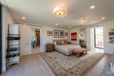 Experience one of the premier luxury horse properties in the - photo 19