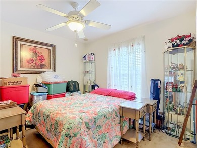 Welcome to this beautifully maintained 3-bedroom, 2-bath home - photo 34