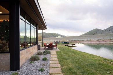 Experience one of the premier luxury horse properties in the - photo 35