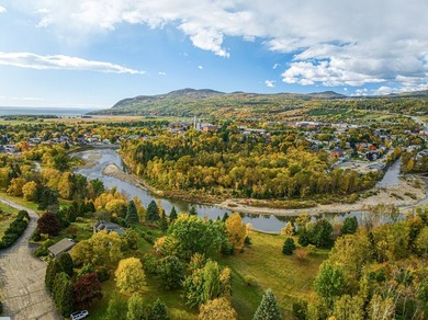 Situee au coeur de Charlevoix, cette propriete d'exception se - photo 10
