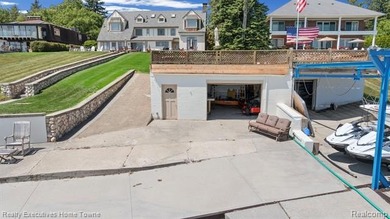 Timeless elegance meets modern luxury in this stunning 4,500 sq - photo 14