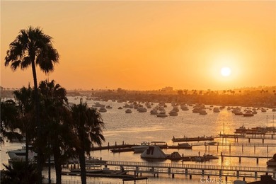 Perched on the coveted Corona del Mar bluff, this exceptional - photo 23